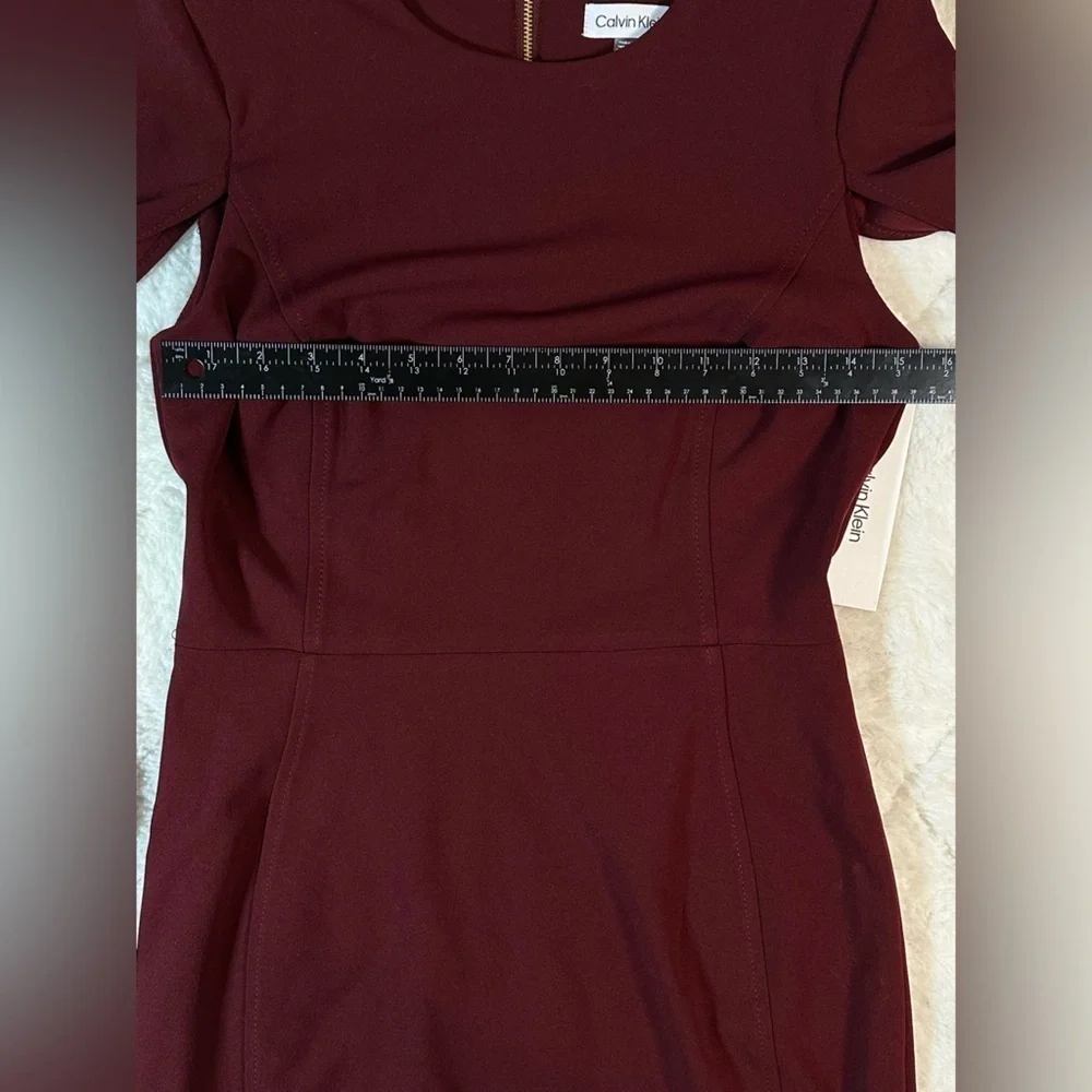 Calvin Klein women’s size 4 maroon dress split sleeve mid length winged sleeve